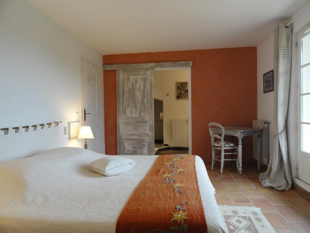 Le Mas Des Oliviers Puget-Ville Kamer foto