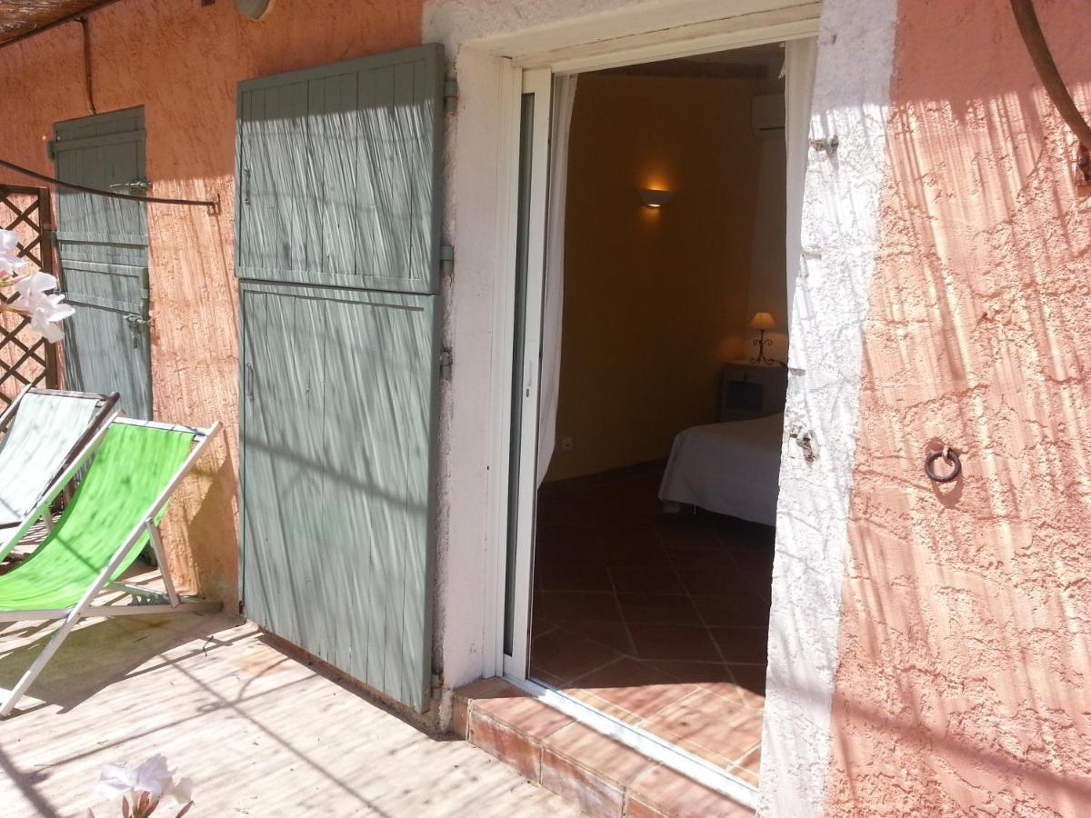 Le Mas Des Oliviers Puget-Ville Kamer foto