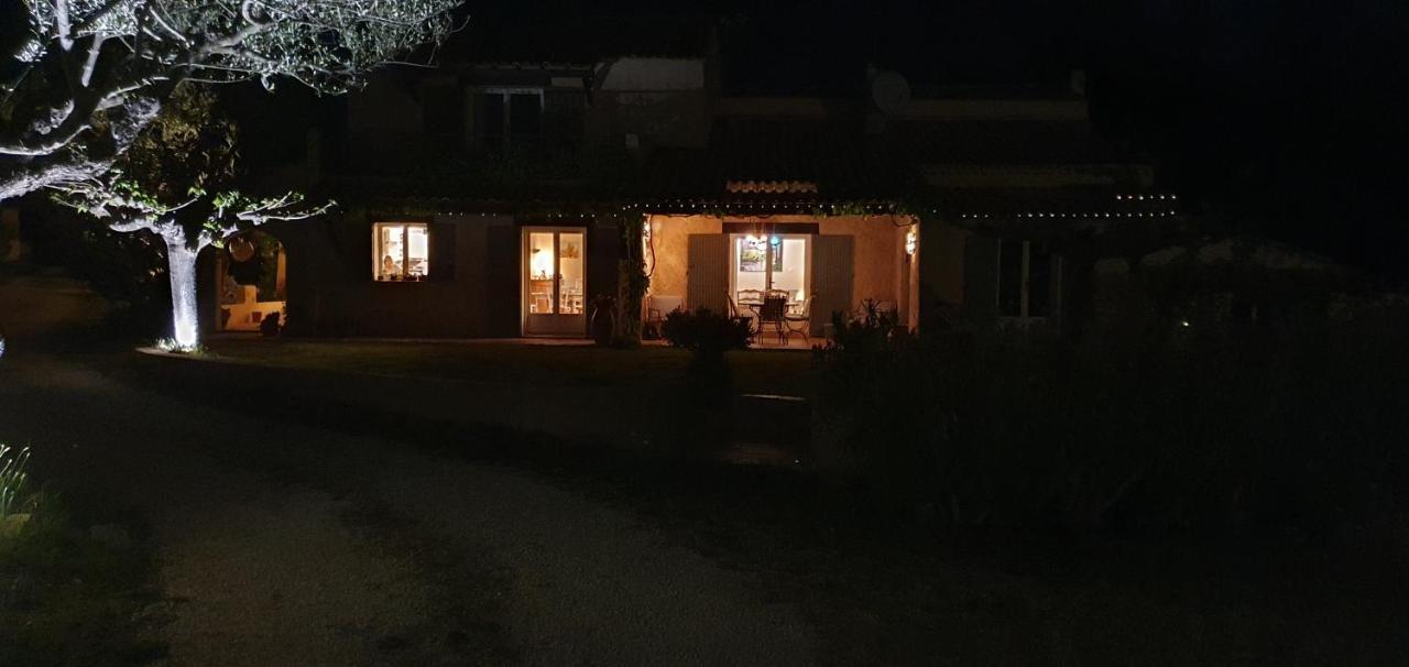 Le Mas Des Oliviers Puget-Ville Buitenkant foto