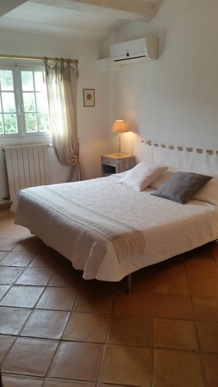 Le Mas Des Oliviers Puget-Ville Buitenkant foto